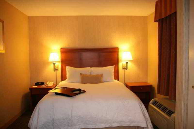 Hampton Inn By Hilton Harrisburg West Mechanicsburg Phòng bức ảnh